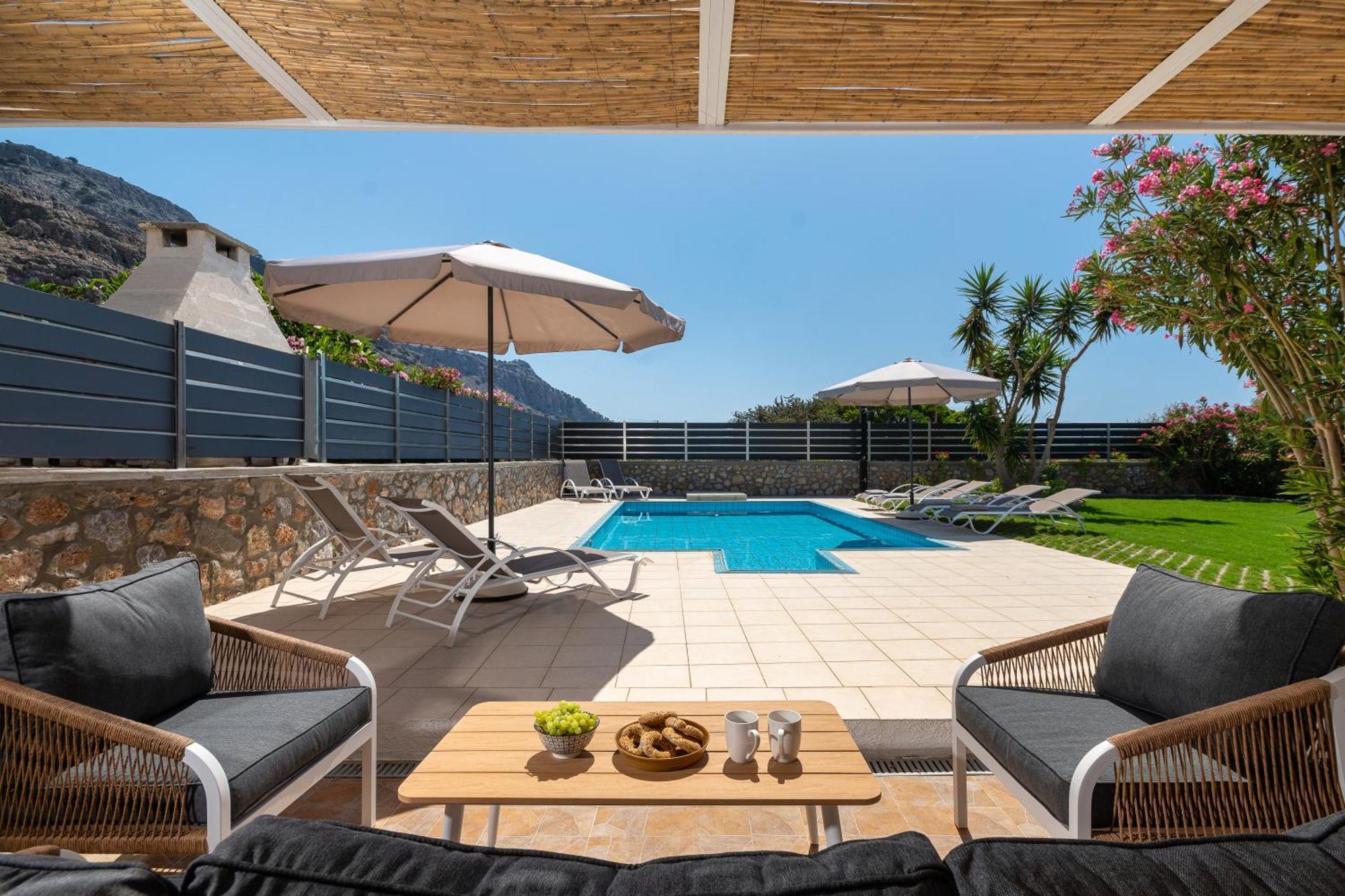 Villa Mariani II - In Lothiarika, Newly Renovated June 2024, Private Pool, Lindos 10 Min, Beach 120M Lardos Exterior foto